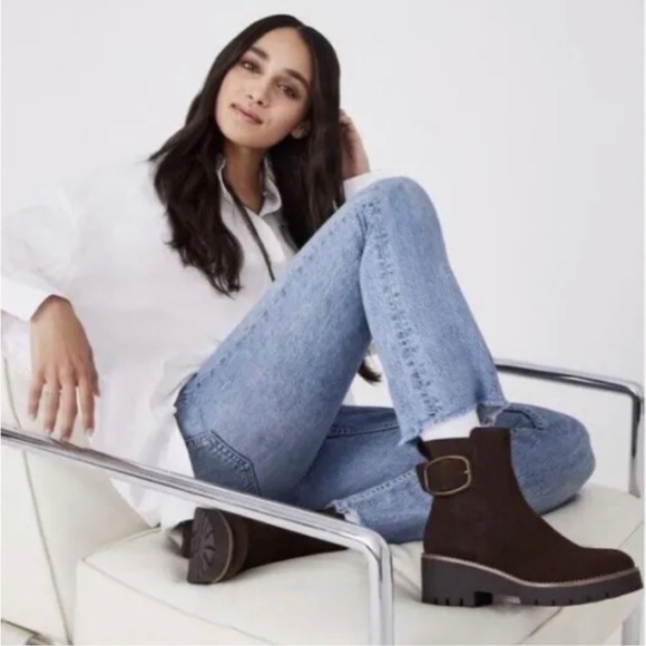 NEW Blondo X Zappos Dahlia Sand Suede waterproof ankle bootie women size 7 - Picture 2 of 10